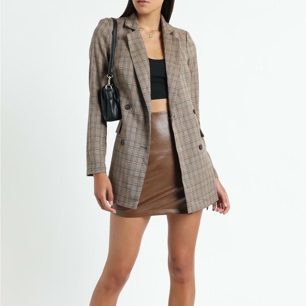 EUC Showpo Brown Pattern Blazer - Picture 2 of 7
